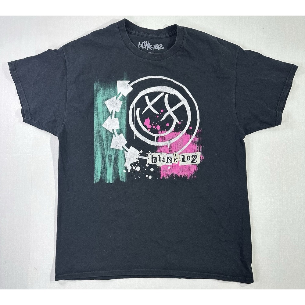 Blink-182 Enema of the State Smile Logo Graphic T-Shirt Black Size L Pop Punk